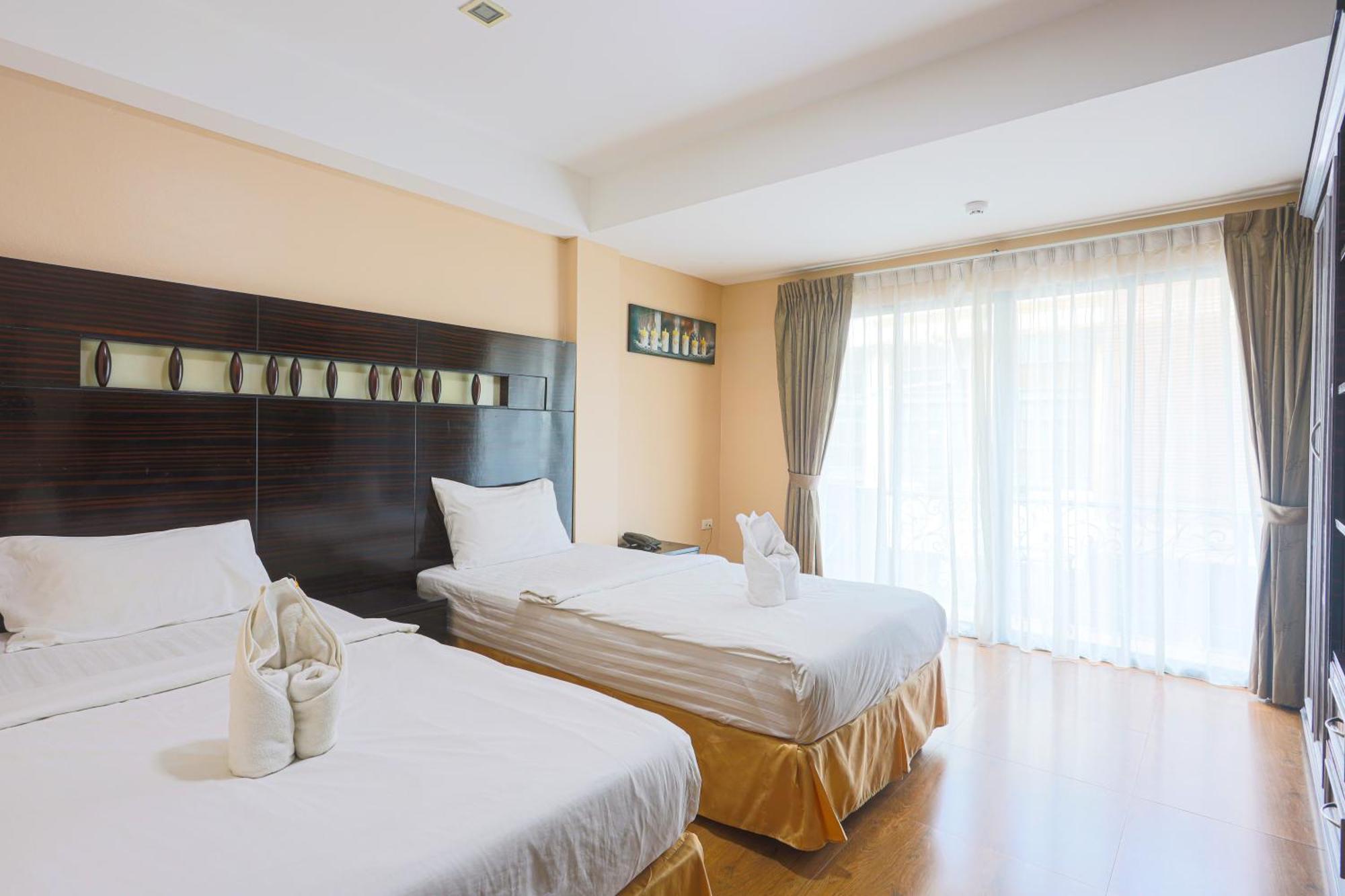 Land Royal Residence Pattaya Exterior photo