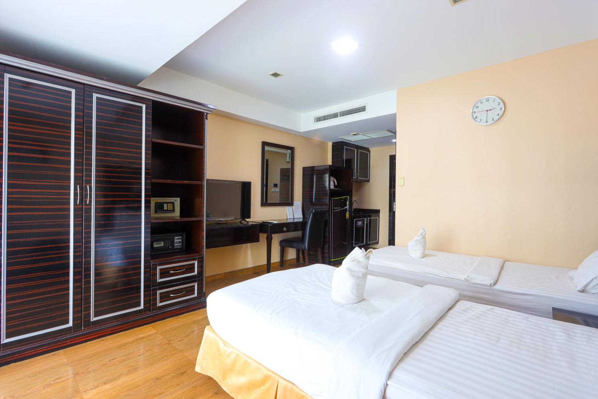 Land Royal Residence Pattaya Exterior photo