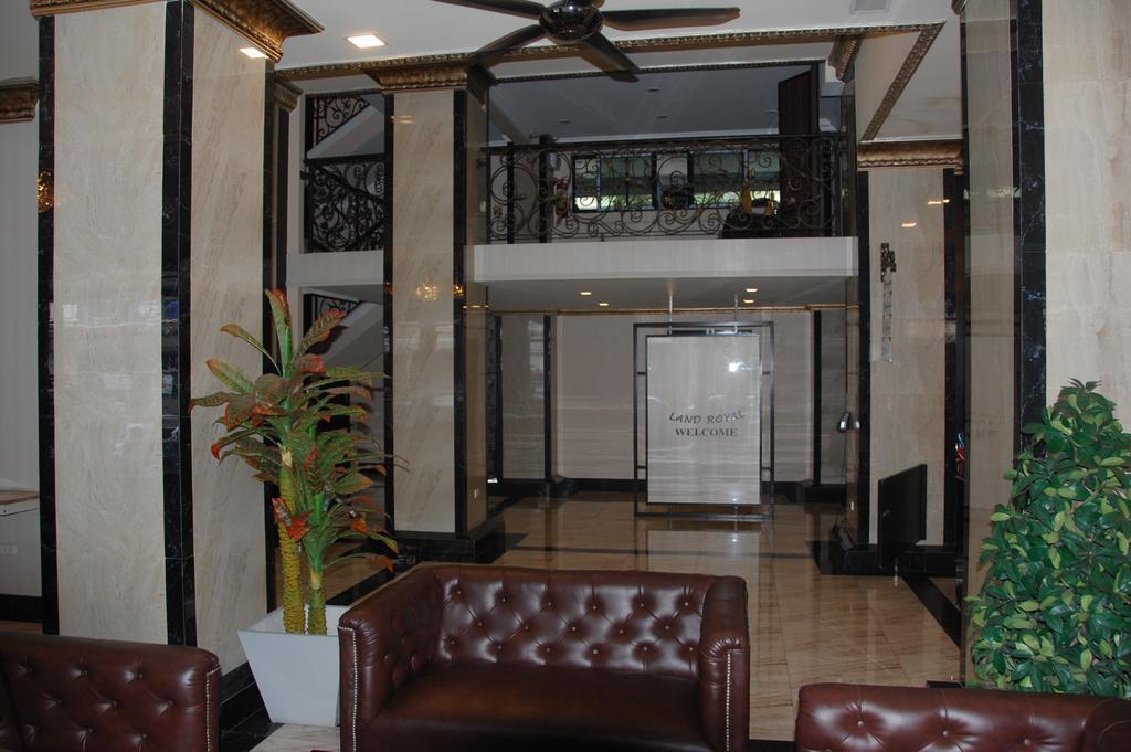 Land Royal Residence Pattaya Exterior photo