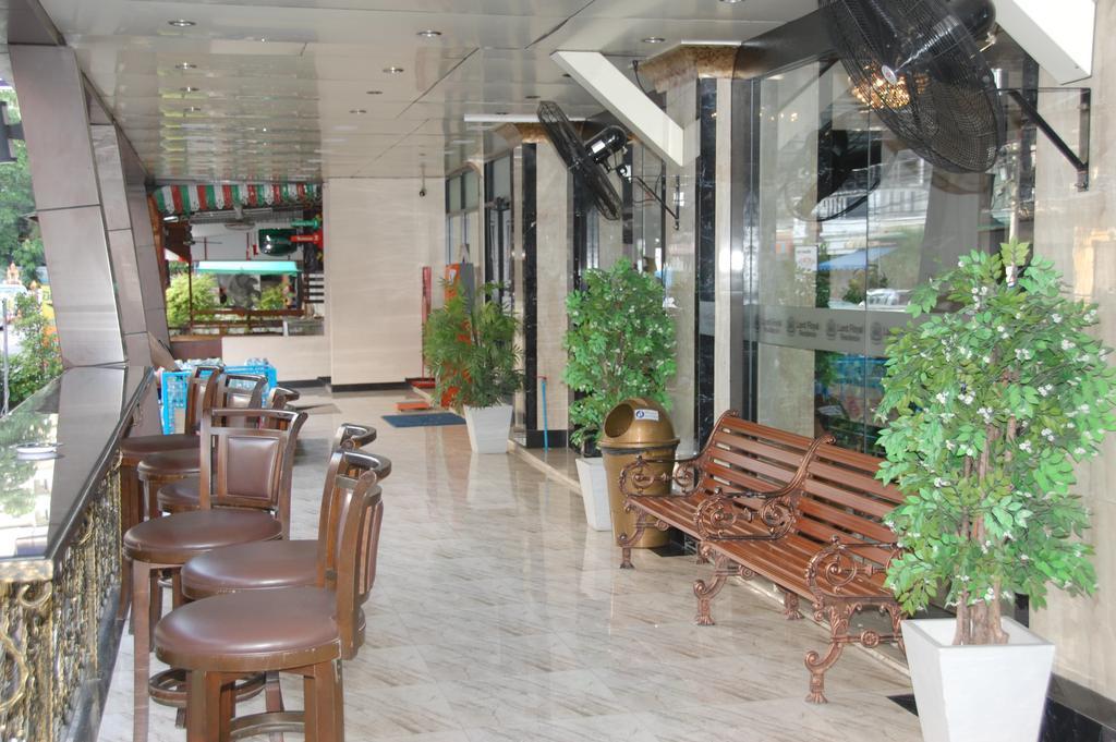 Land Royal Residence Pattaya Exterior photo