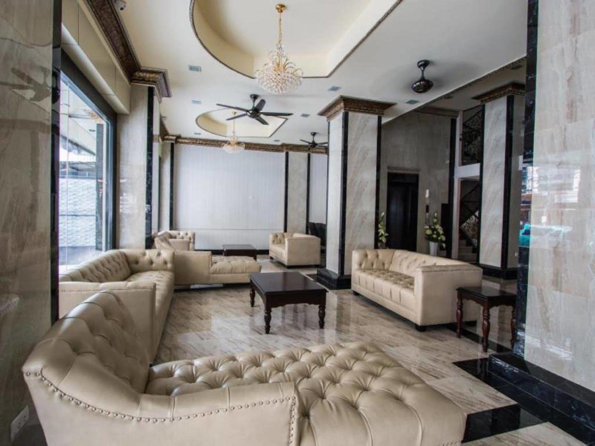 Land Royal Residence Pattaya Exterior photo